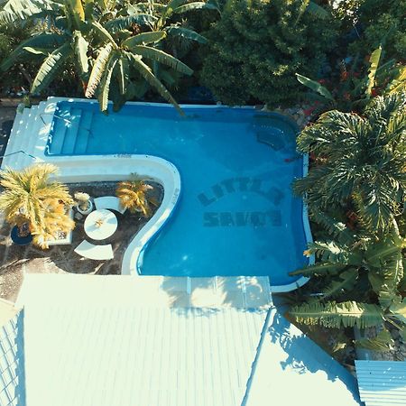 Little Savoy Guest House New Runaway Bay Luaran gambar