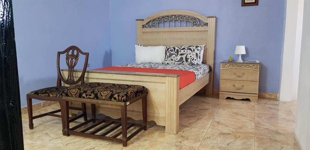 Little Savoy Guest House New Runaway Bay Luaran gambar