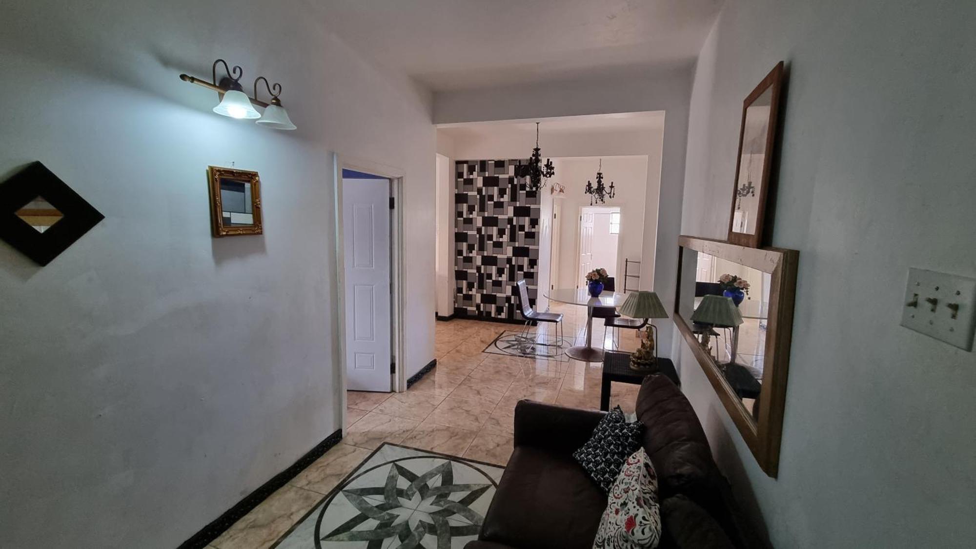 Little Savoy Guest House New Runaway Bay Luaran gambar
