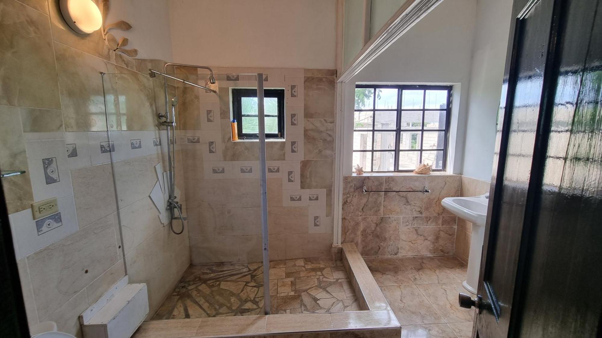 Little Savoy Guest House New Runaway Bay Luaran gambar